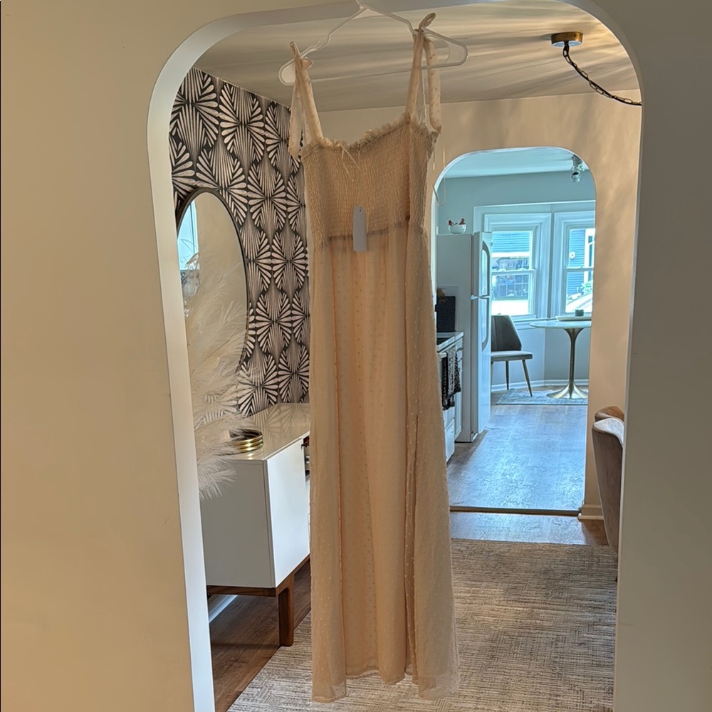 Elegant Cream Maxi Dress